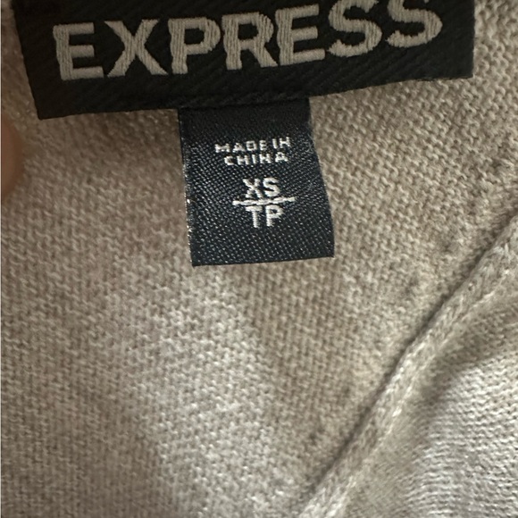 Express Back Detail Sweater - Picture 3 of 6